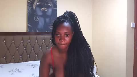 Snapshot of thickfantasy chatting on February 5, 3:55 am zara online show from February 5, 3:55 am