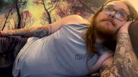 Snapshot of thickjimxx chatting on November 15, 6:33 am thickjimxx online show from November 15, 6:33 am