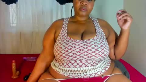 thickleeyanaxxx online show from June 27, 5:45 am