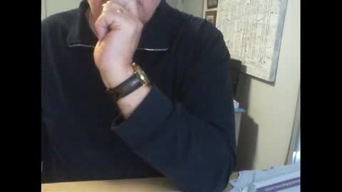 Snapshot of thickmelnik chatting on May 11, 6:52 am James online show from May 11, 6:52 am