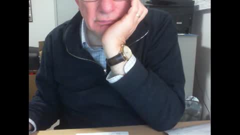 Snapshot of thickmelnik chatting on June 21, 3:03 pm James online show from June 21, 3:03 pm