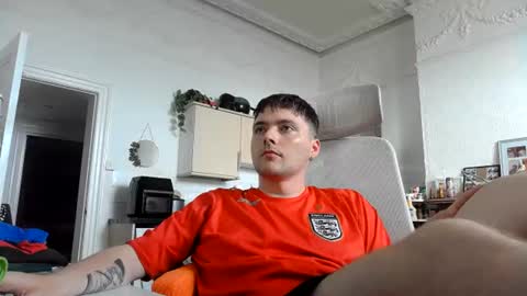 Snapshot of thickpl4ntguy chatting on July 19, 2:32 pm thickpl4ntguy online show from July 19, 2:32 pm