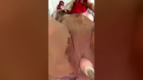 thickvanilla1 online show from April 12, 3:17 pm