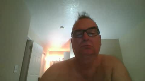 Snapshot of thickwhiteload chatting on May 9, 1:38 pm thickwhiteload online show from May 9, 1:38 pm