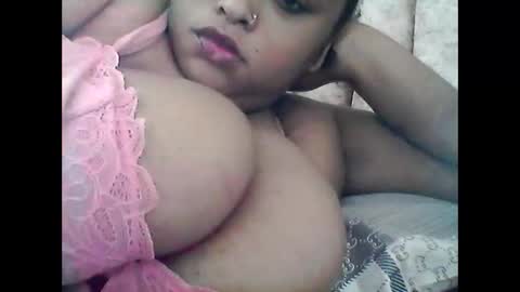 thicky_sandra online show from February 5, 6:51 am