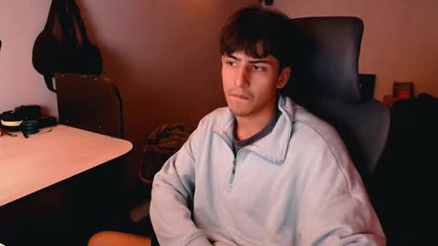 thieves_us online show from December 27, 1:07 pm