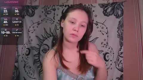 Snapshot of thighswithspikes chatting on November 16, 7:58 am thighswithspikes online show from November 16, 7:58 am