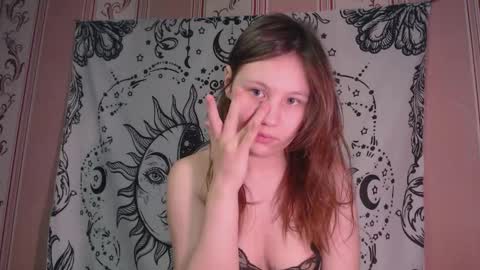 Snapshot of thighswithspikes chatting on November 27, 7:21 am thighswithspikes online show from November 27, 7:21 am