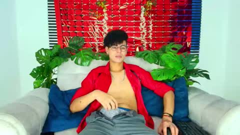 Thiago Saenzz online show from February 25, 4:27 pm