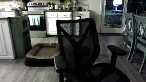 Snapshot of thirdforyou chatting on March 22, 4:38 am thirdforyou online show from March 22, 4:38 am