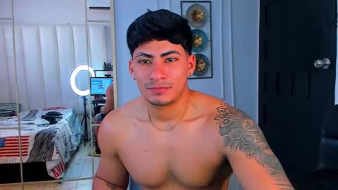 MICHAEL AND CRISS online show from October 19, 1:34 pm