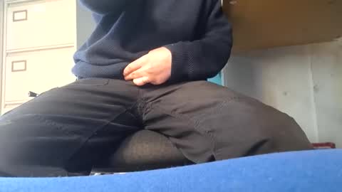 thobbincock online show from May 1, 2:32 pm