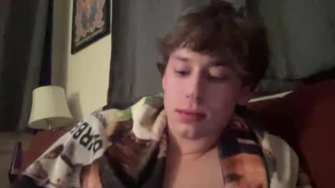 Snapshot of thomas13585 chatting on December 3, 10:39 am TomXXX online show from December 3, 10:39 am