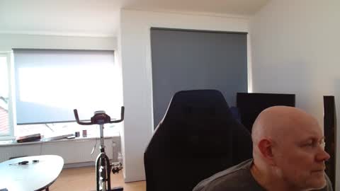 thomas315627 online show from March 4, 1:50 pm