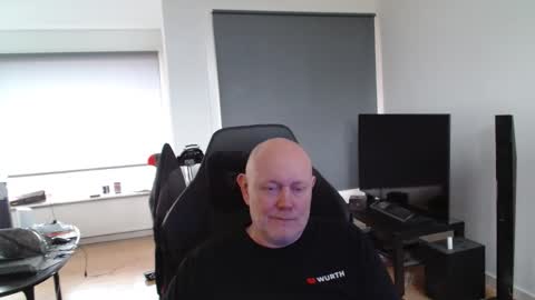 Snapshot of thomas315627 chatting on May 11, 5:10 pm thomas315627 online show from May 11, 5:10 pm