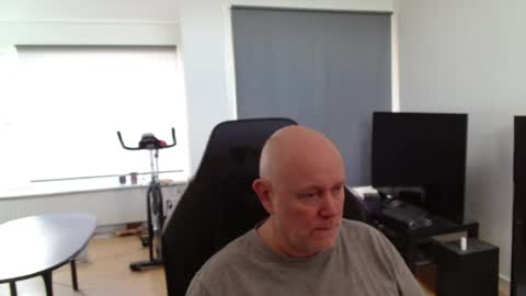 Snapshot of thomas806035 chatting on July 21, 11:45 am thomas806035 online show from July 21, 11:45 am