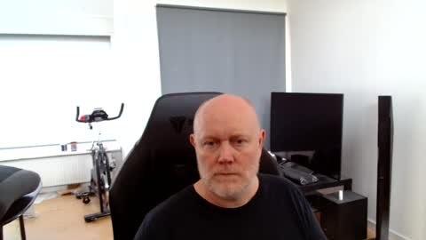 Snapshot of thomas806035 chatting on August 3, 10:10 am thomas806035 online show from August 3, 10:10 am