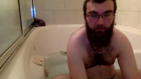 Snapshot of thomas9750 chatting on January 9, 12:14 am thomas9750 online show from January 9, 12:14 am