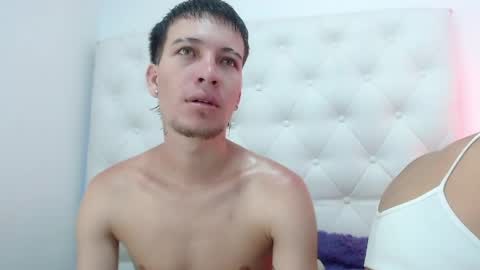 thomas_and_dafnne online show from May 26, 3:24 am