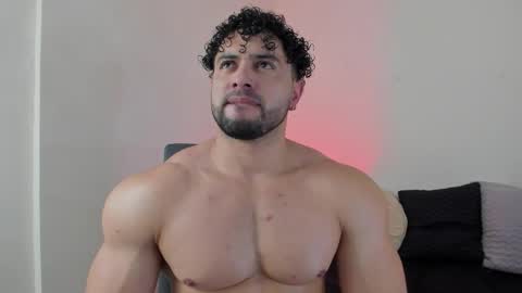 Thomas Brandon online show from November 7, 6:13 am