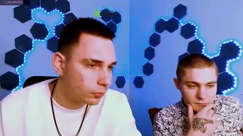 thomas_crow online show from December 1, 9:47 am