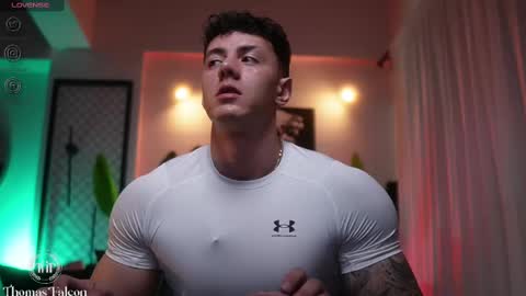 Thomas Falcon online show from February 17, 3:15 am