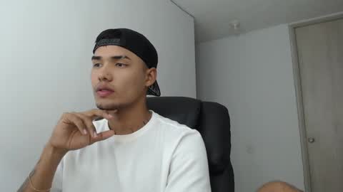 Thomas online show from January 15, 7:59 am