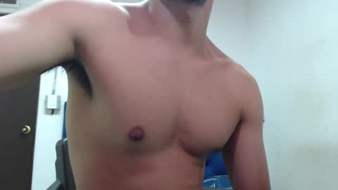 Snapshot of thomas_neuman chatting on December 30, 3:24 pm Thomas online show from December 30, 3:24 pm