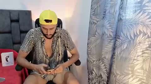 Thomas online show from September 23, 6:44 pm