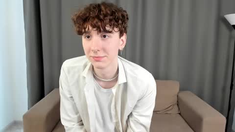 Thomas online show from February 27, 2:21 am