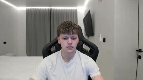 Tomas online show from April 13, 6:57 pm