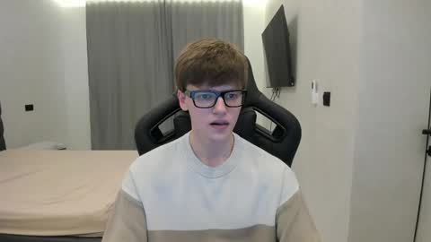 Tomas online show from April 27, 6:17 pm