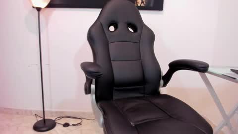 Thomas online show from January 7, 3:24 am