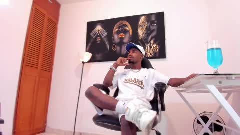 Thomas online show from January 15, 3:43 am