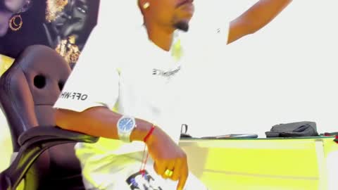 Thomas online show from February 23, 3:24 am