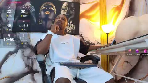 Snapshot of thomas_shelbys chatting on February 25, 3:49 am Thomas online show from February 25, 3:49 am