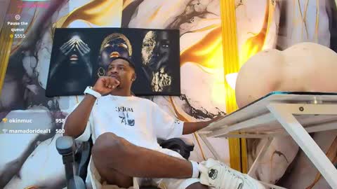 Snapshot of thomas_shelbys chatting on March 1, 3:41 am Thomas online show from March 1, 3:41 am