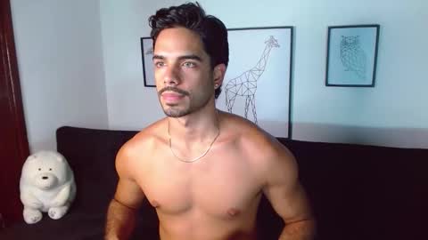 Snapshot of thomas_spellman chatting on March 13, 12:17 am thomas_spellman online show from March 13, 12:17 am