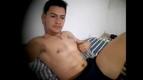 Snapshot of thomascooper_ chatting on February 17, 11:18 am thomascooper_ online show from February 17, 11:18 am