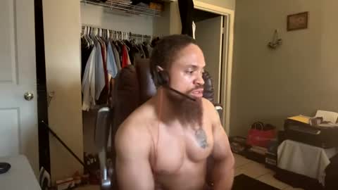 Snapshot of thomasgwhitecft chatting on February 7, 7:06 pm FatherTime online show from February 7, 7:06 pm