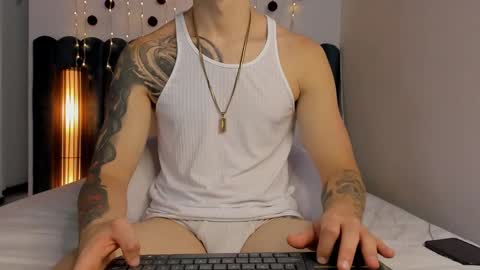 sweetfit boy online show from December 22, 5:54 pm