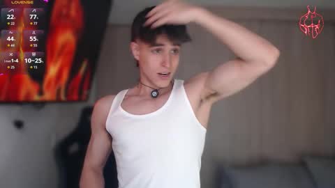 Thom Klein online show from March 24, 7:52 pm