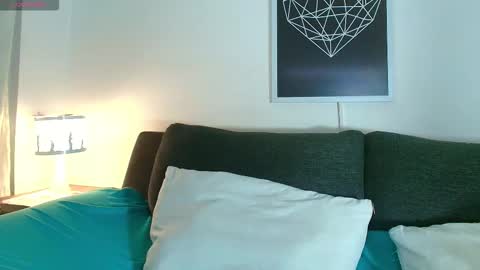 thomylov online show from October 11, 3:39 am