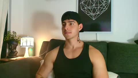 thomylov online show from March 12, 4:18 am