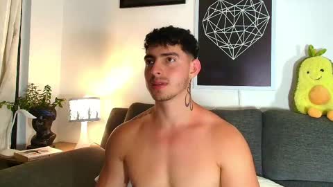 thomylov online show from March 23, 11:20 pm