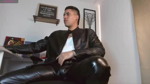 Snapshot of thonydupont chatting on September 20, 7:26 pm thonydupont online show from September 20, 7:26 pm