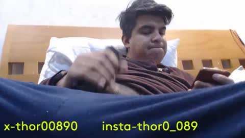Snapshot of thor0200 chatting on December 3, 4:39 pm thor0200 online show from December 3, 4:39 pm