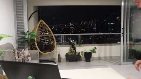 Snapshot of thorclarck_ chatting on December 2, 1:36 am Sebastian online show from December 2, 1:36 am