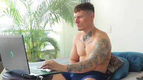 Snapshot of thorclarck_ chatting on January 17, 2:50 pm Sebastian online show from January 17, 2:50 pm