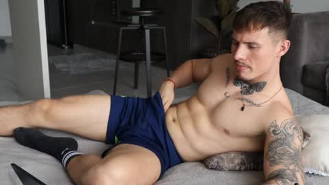 Snapshot of thorclarck_ chatting on January 25, 5:40 pm Sebastian online show from January 25, 5:40 pm